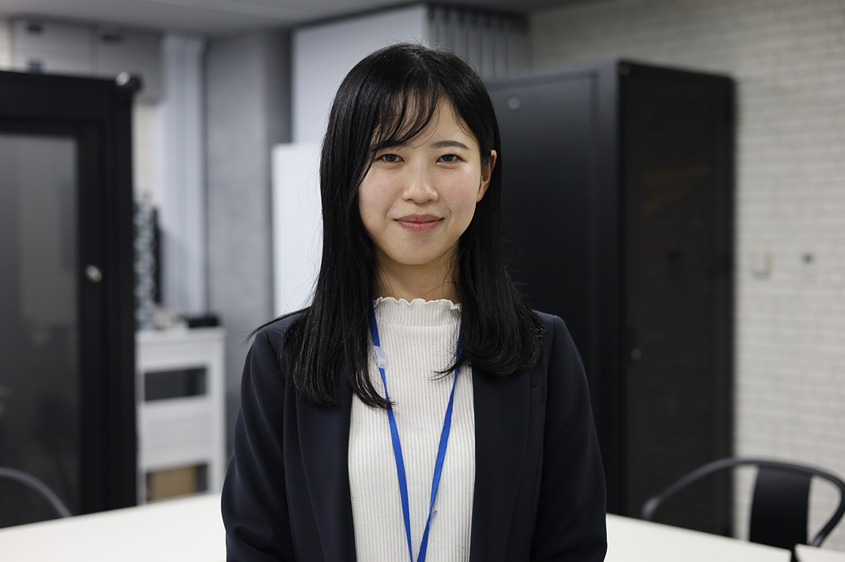 仕事の魅力を話す山崎さん
