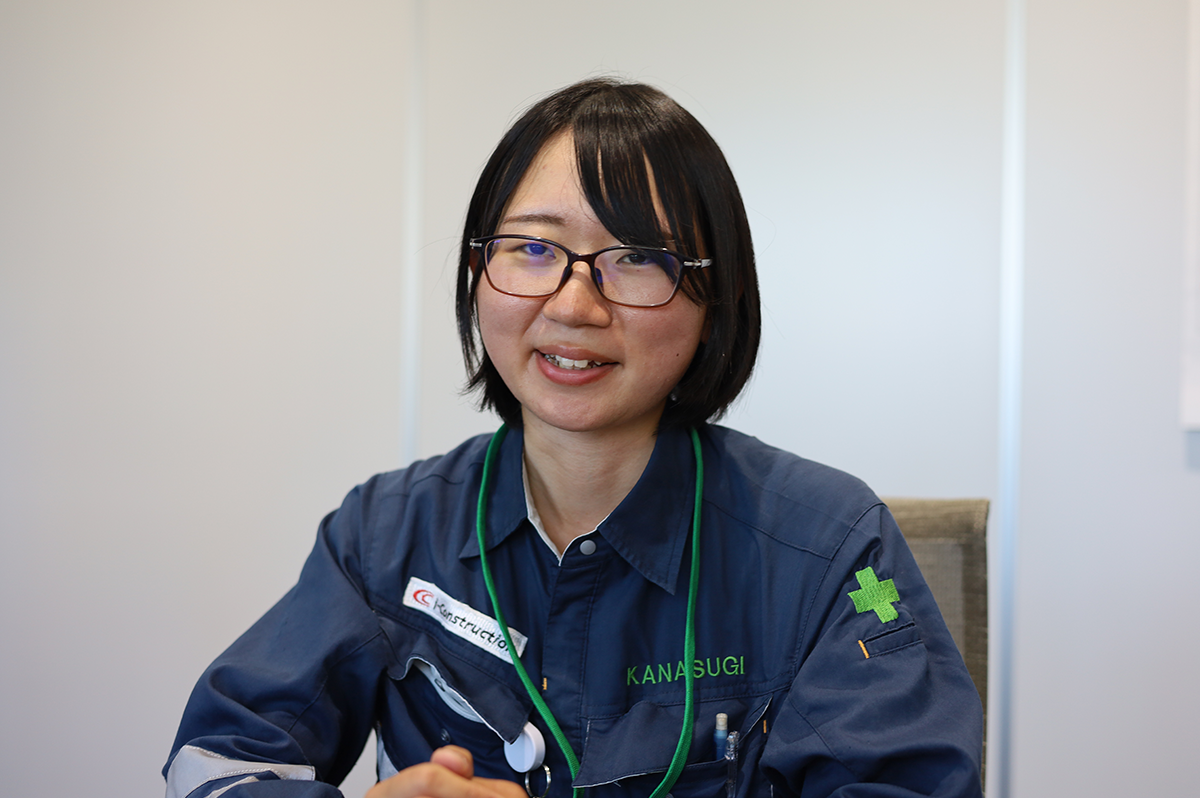 小倉 里衣子さん(工事部)