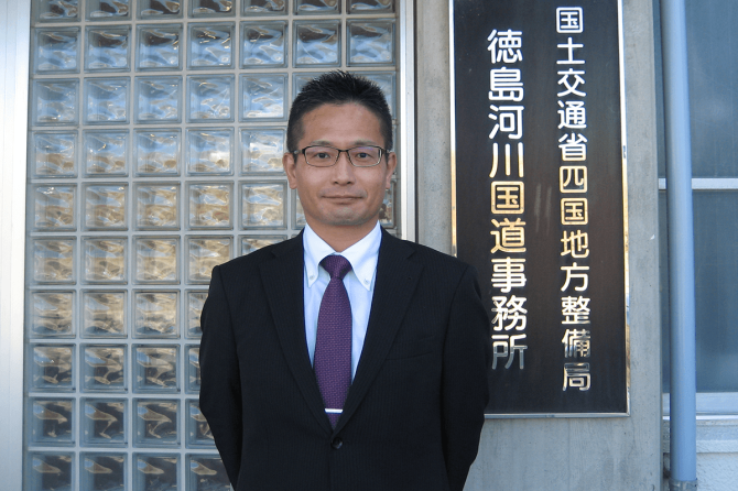 関 健太郎さん（国土交通省四国地方整備局 徳島河川国道事務所 事務所長）