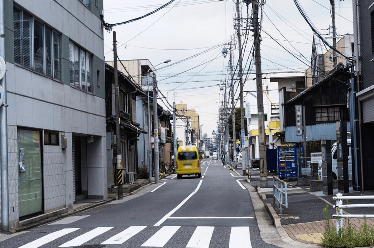 隣地境界線とは