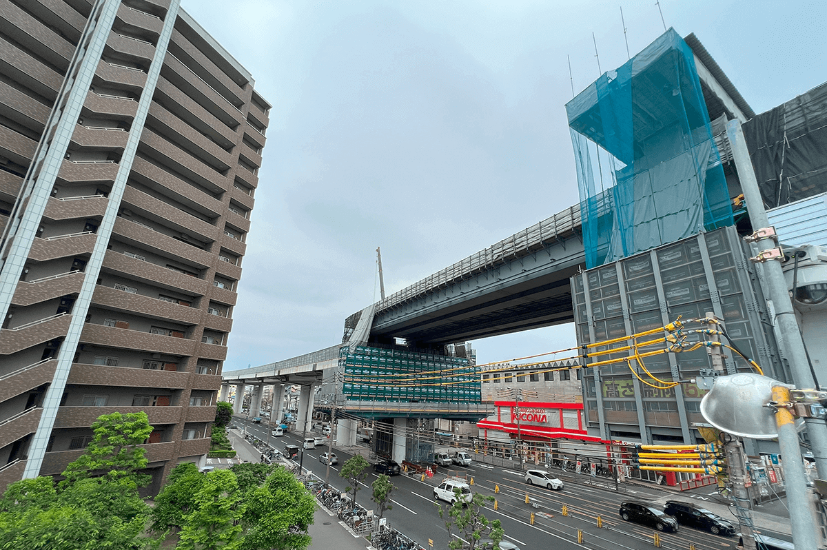 現場近くにあるマンション