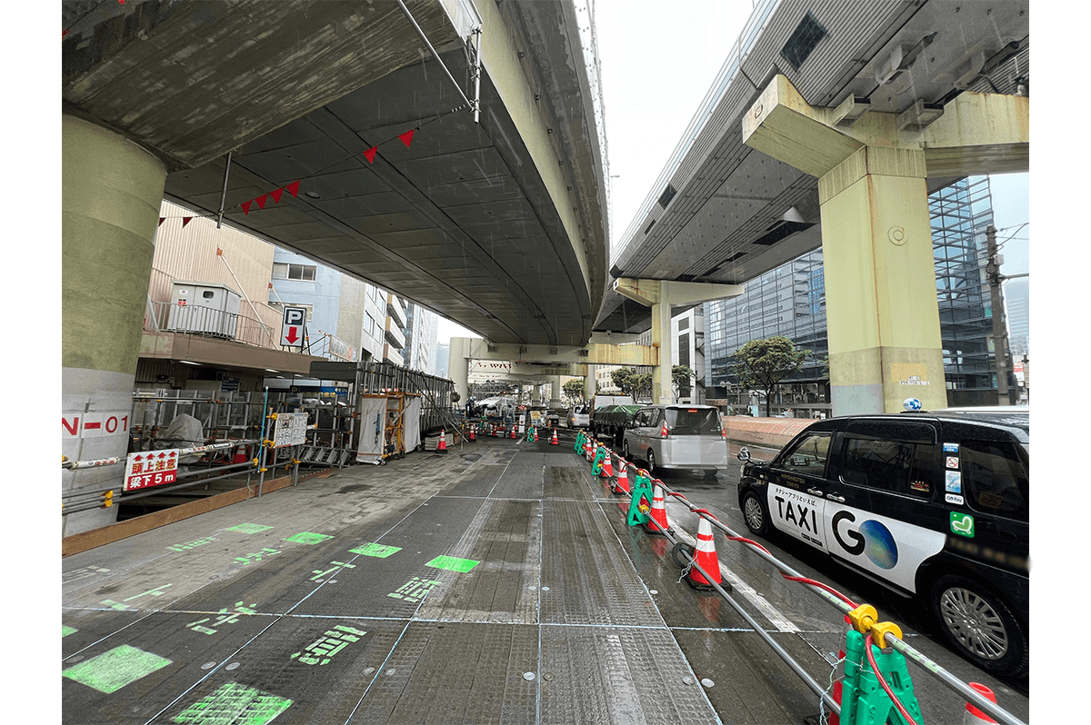 千日前通と作業ヤードの境界部分