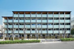 【三井ホーム】木の暖かさや柔らかさ、脱炭素の理念に支持広がる。木造マンション「MOCXION」の戦略を探る