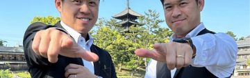 双子で会社を盛り立てる兄の基泰氏（左）と弟の康祐氏