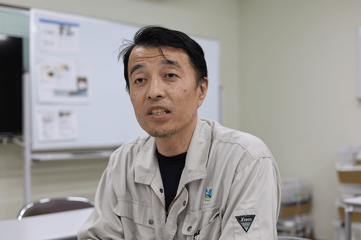 インタビューに答える松澤さん