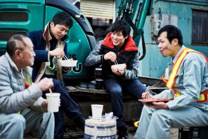 現場監督の昼メシの流儀。「ただ食べることだけが昼メシの時間ではない」