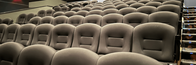 レイトショーが上映中止に！大型ショッピングモールの排煙設備工事で起きた大騒音事件