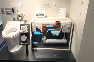【TOTO】学校トイレの3割が”和式” 「95%洋式化」へ「和洋リモデル工法」をアピール