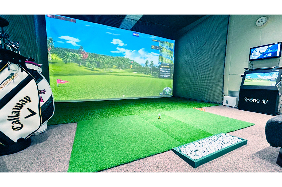「SMART GOLF新中野店」の内観