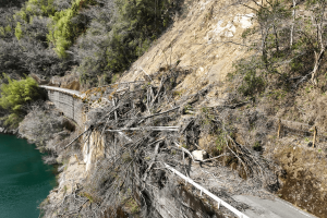 建設業なんか入るもんじゃない？