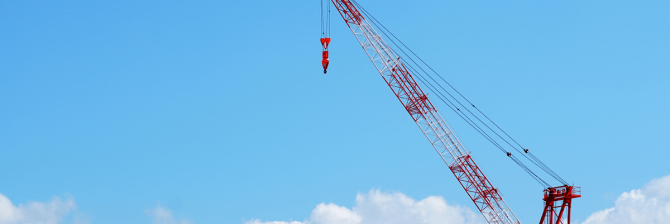 クレーンの資格は何種類？運転士免許と資格講習を詳しく紹介！