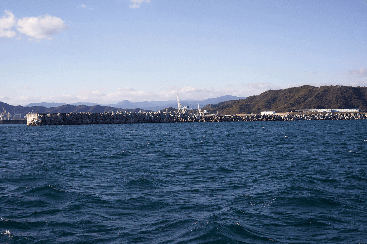 海上から見た第2ラインの整備状況