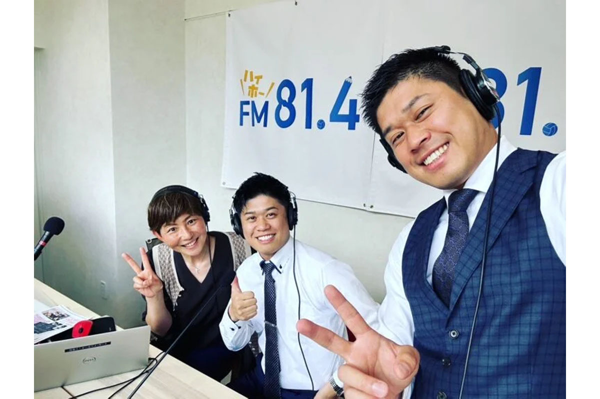 トラーチのスタッフが運営・出演するラジオ番組「トラーチのめちゃイケナイト♪」