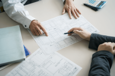 公共工事の施工管理は、図面手直し地獄の被害者