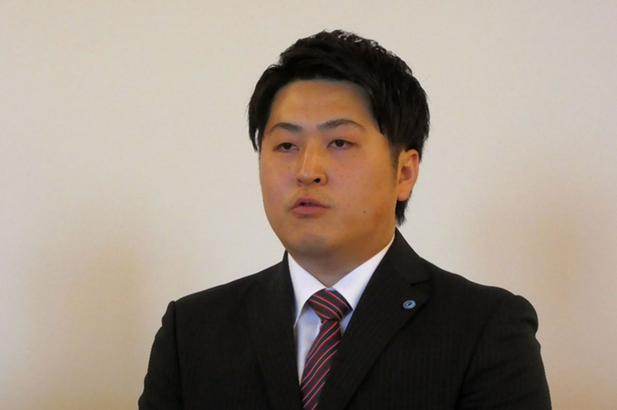 丸山金属工業営業部の久保裕太郎課長