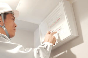 分電盤と配電盤の違いを簡単解説【初心者向けガイド】