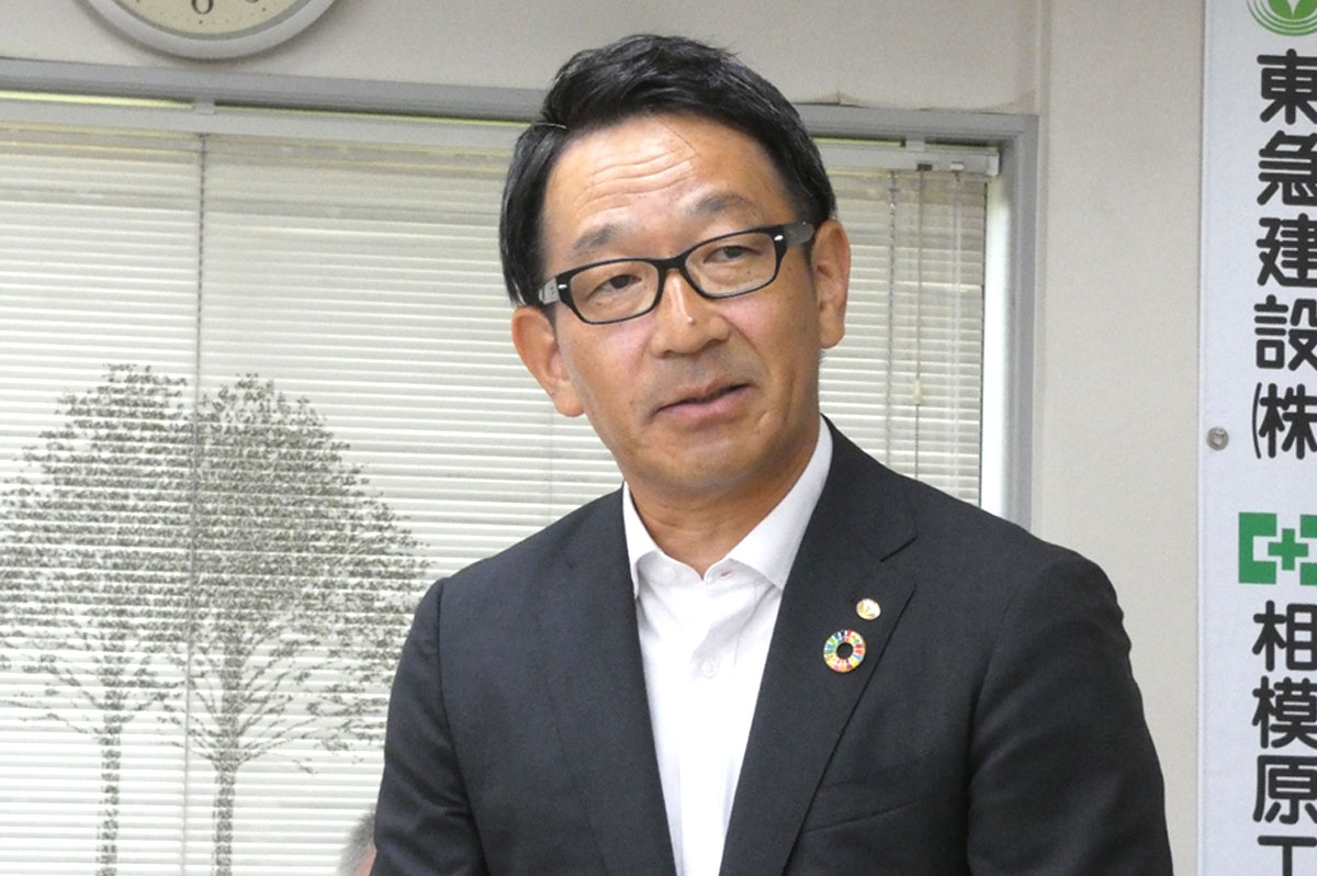 冒頭に挨拶する東急建設 価値創造推進室執行役員室長の信貴弘恵氏