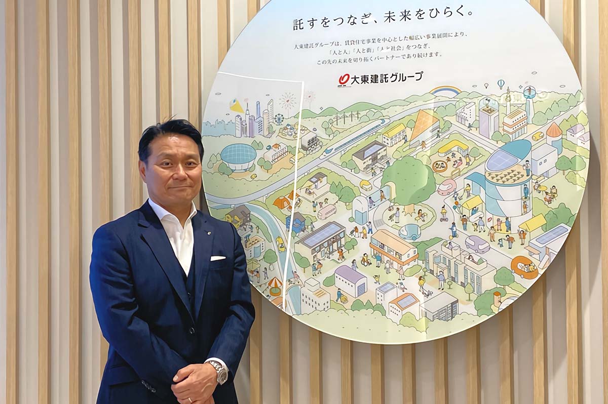 ウズベキスタン技術者の面接を行った大東建託 技術教育部部長の鈴村大介氏