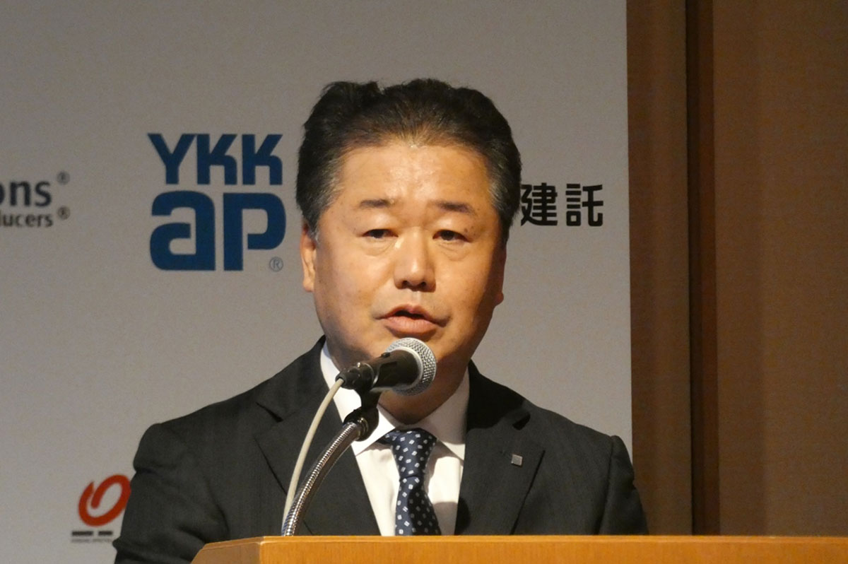 YKK APの魚津社長は健康管理の全体像を解説した