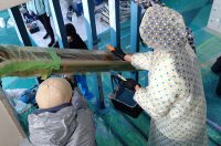 【日本建築仕上学会女性ネットワークの会】桃山学院高校で塗装体験 リフォームで建物の価値をワンランクアップへ