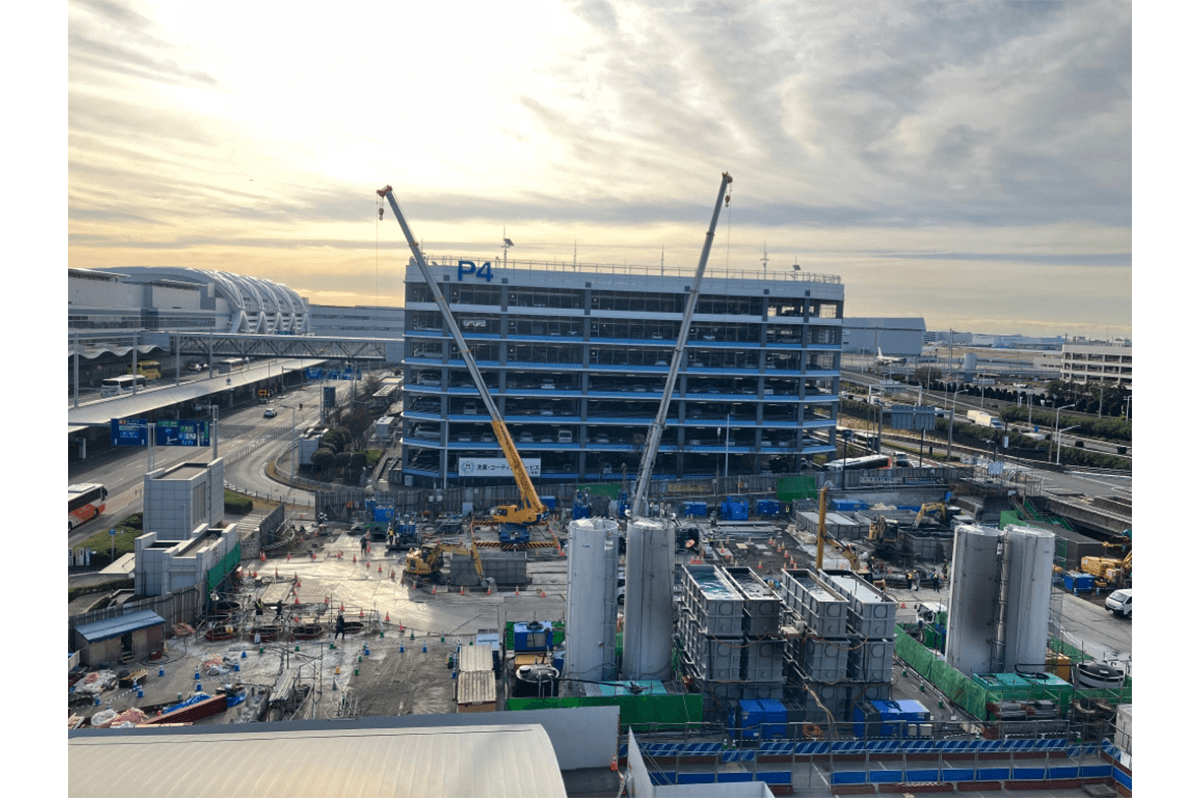 地盤改良中の様子(西松建設写真提供)