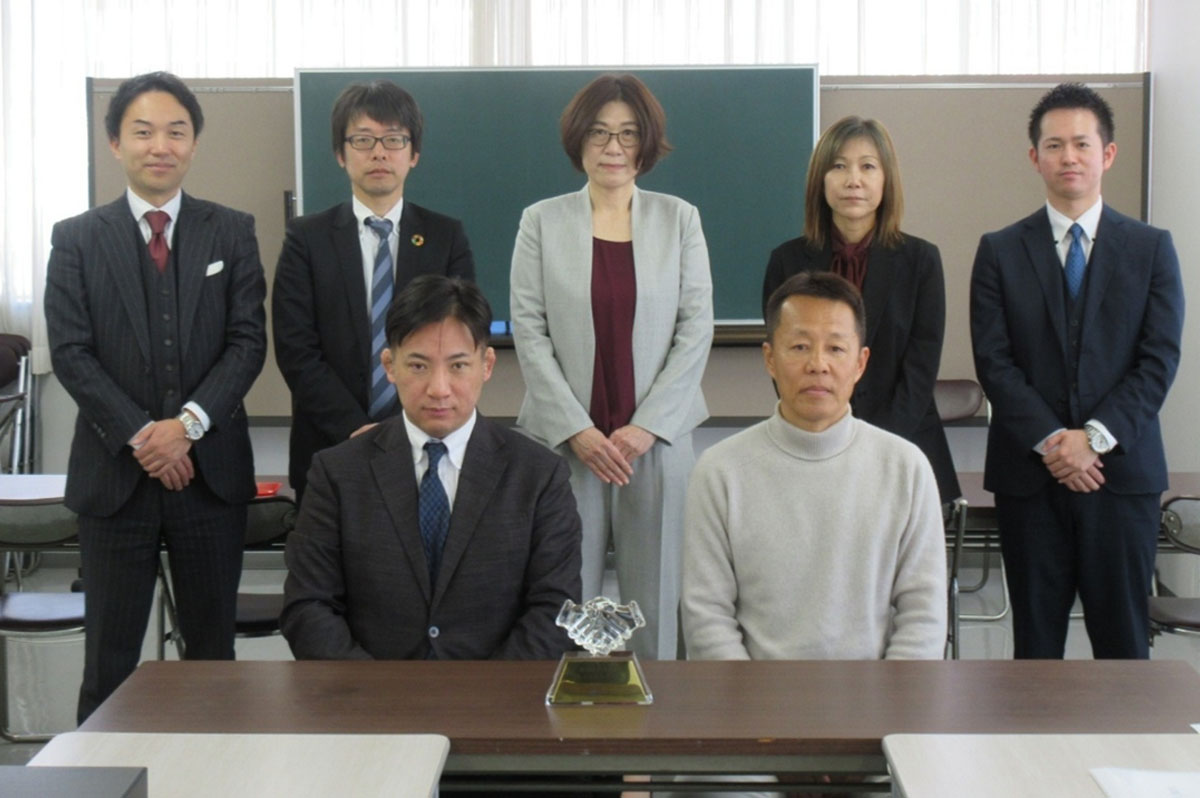 「株式会社山建重機」がグループ入りしたときの様子