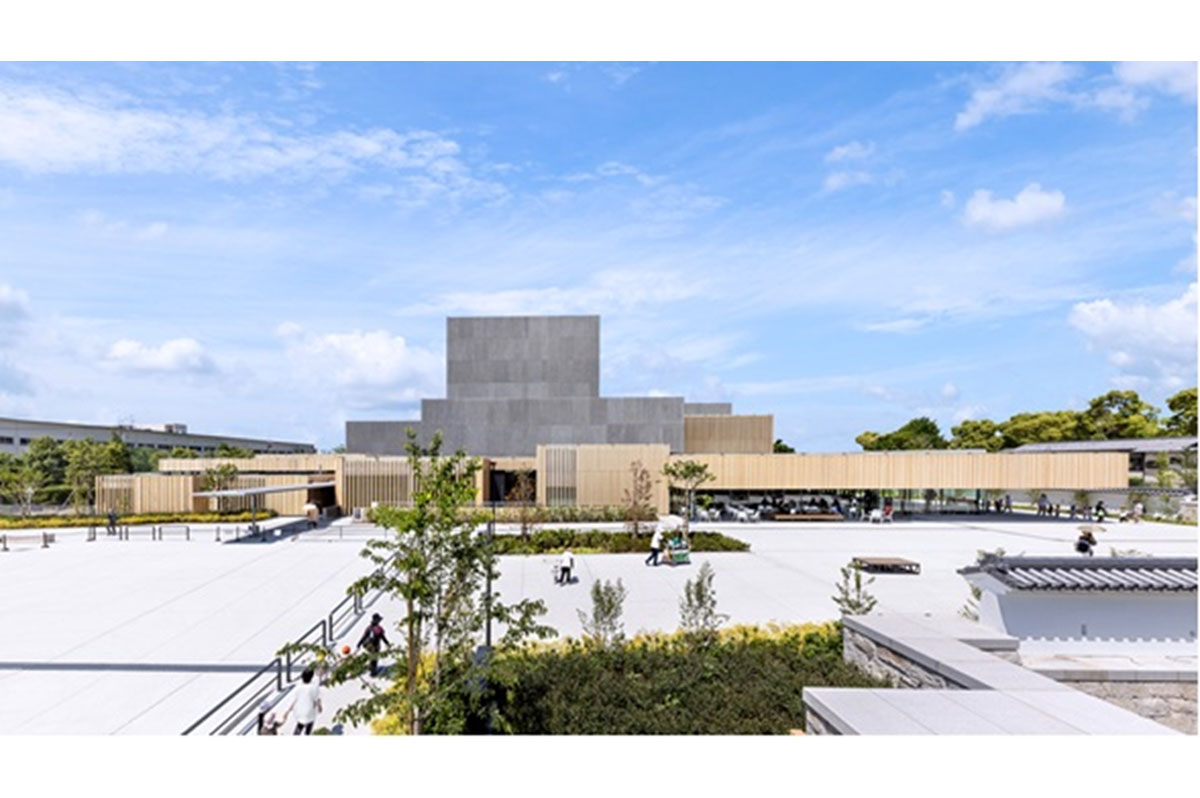 高槻城公園芸術文化劇場（撮影：伊藤彰氏[aifoto]）
