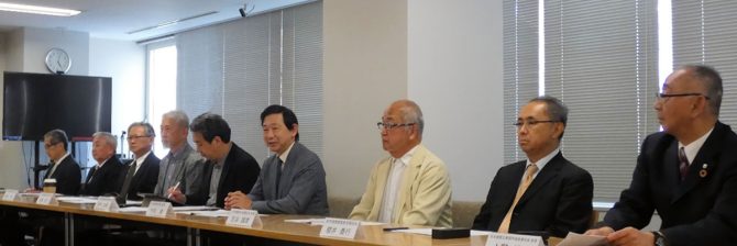 学生の通年採用や一級建築士の難易度に踏み込む。建築関連五会が次世代人材の育成に向け提言