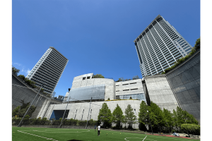 都市の「みどり」を再定義する。首都高大橋ジャンクション・おおはし里の杜が語りかけてくる物語、あるいは問い