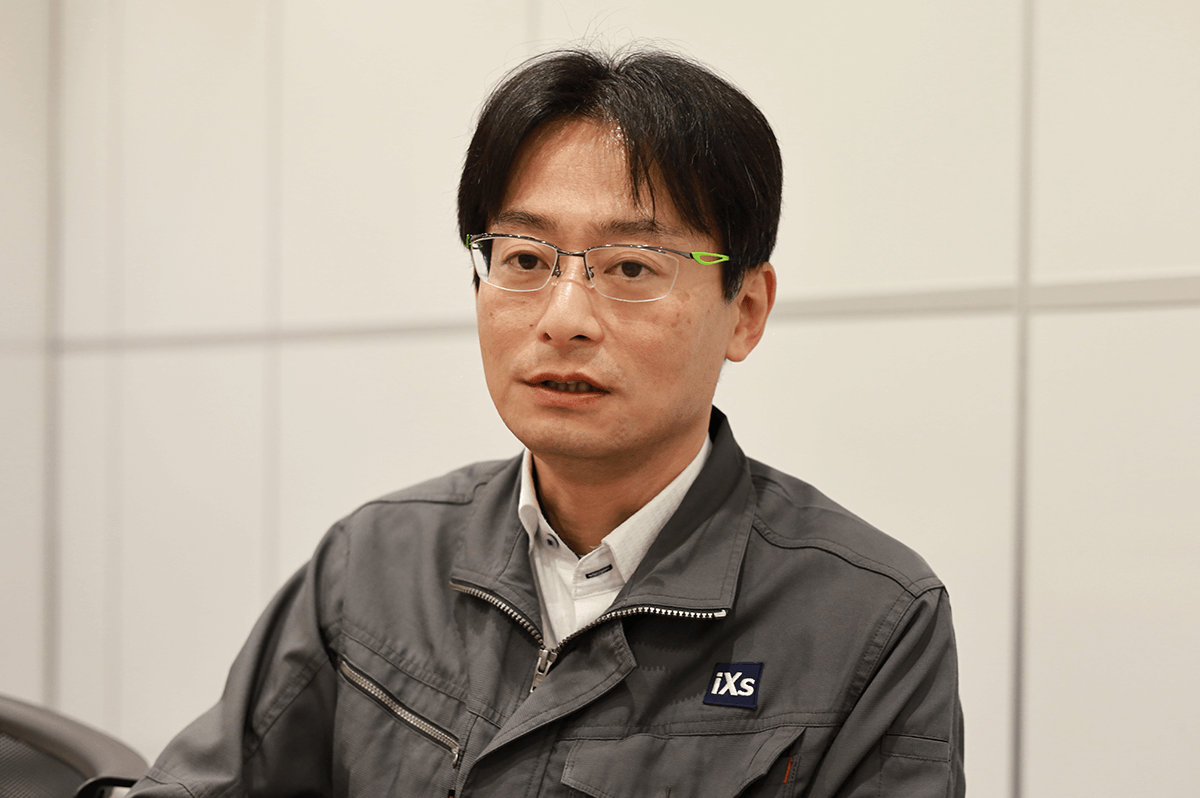 山崎さん