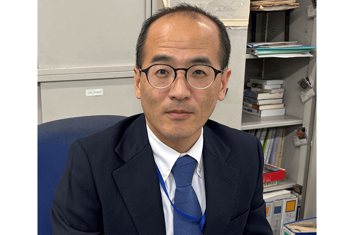 林 利行氏