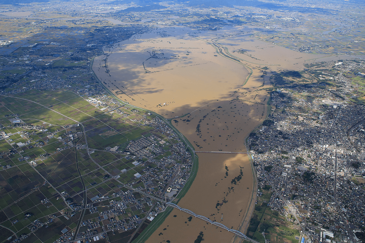 2019年の台風19号で満水状態となった渡良瀬遊水地（利根川上流河川事務所提供）