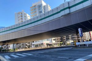 【川田建設・三協立山】アルミ製常設足場を共同開発、首都高で実用化。本格的なメンテナンス時代を迎え、採用の機運高まる