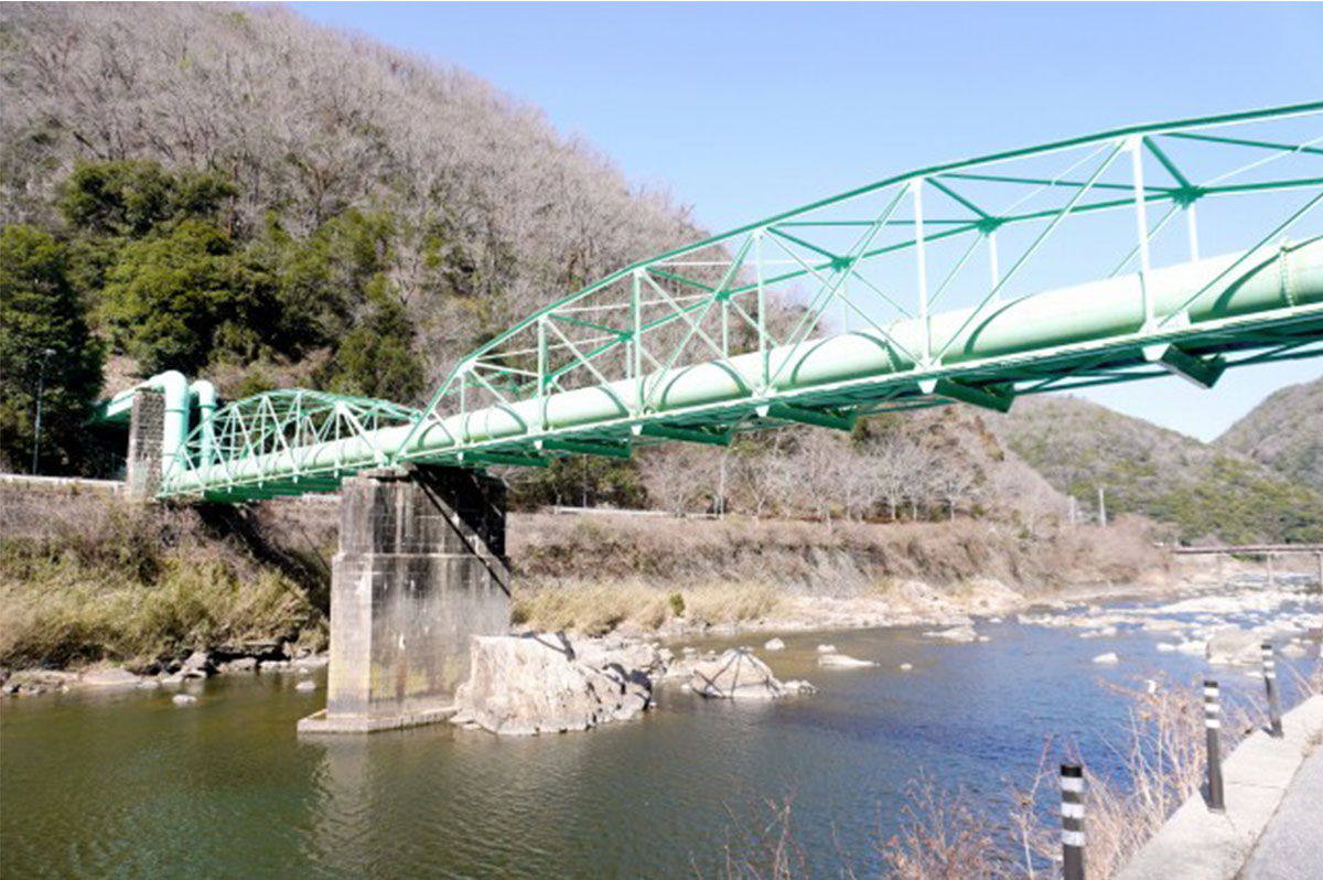 千苅導水路の水管橋群(兵庫県)