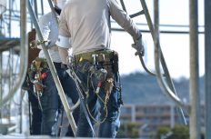 とび職はなぜ上から目線なのか？