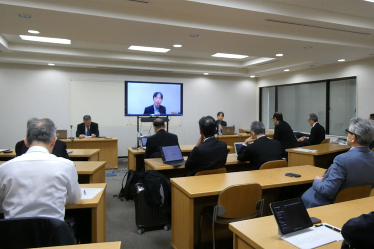 シンポジウムのもよう