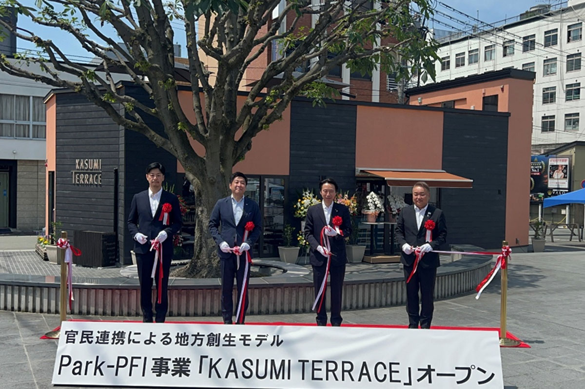 「KASUMI TERRACE」のオープニングセレモニー