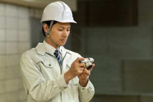 「ネガ修正職人」が教えてくれた工事写真の奥深さ。現場で“使えない”写真を量産しないために