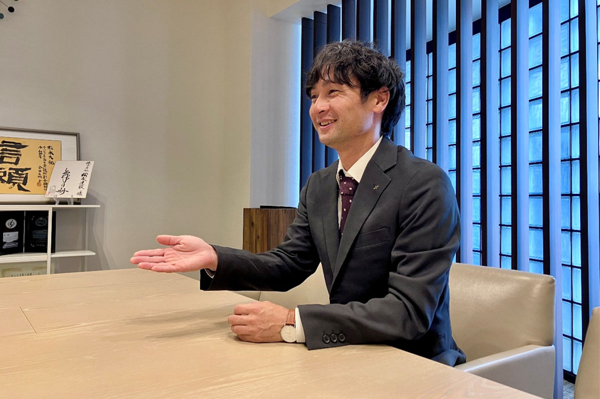 松永建設社長室の丸山亮氏