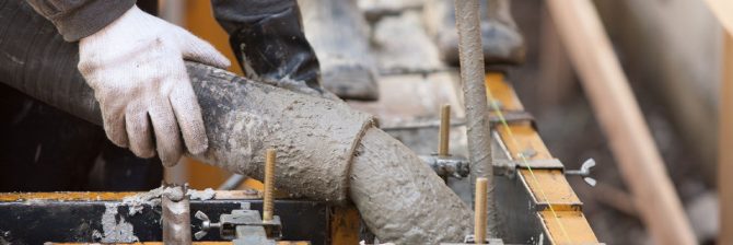 「草刈り募集、日給1万円」に応募した46歳フリーライター。気づいたら箱根の山奥で生コンを打っていた。